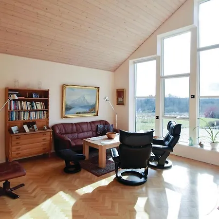 Σπίτι διακοπών Three-bedroom Holiday In Stouby