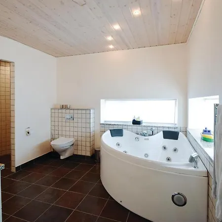 Three-bedroom Holiday In Σπίτι διακοπών